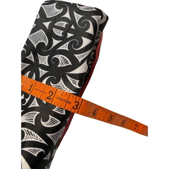 Sonia Kashuk Black White Pink Travel Makeup Bag Cosmetic Organizer Zip Case - Picture 13 of 14